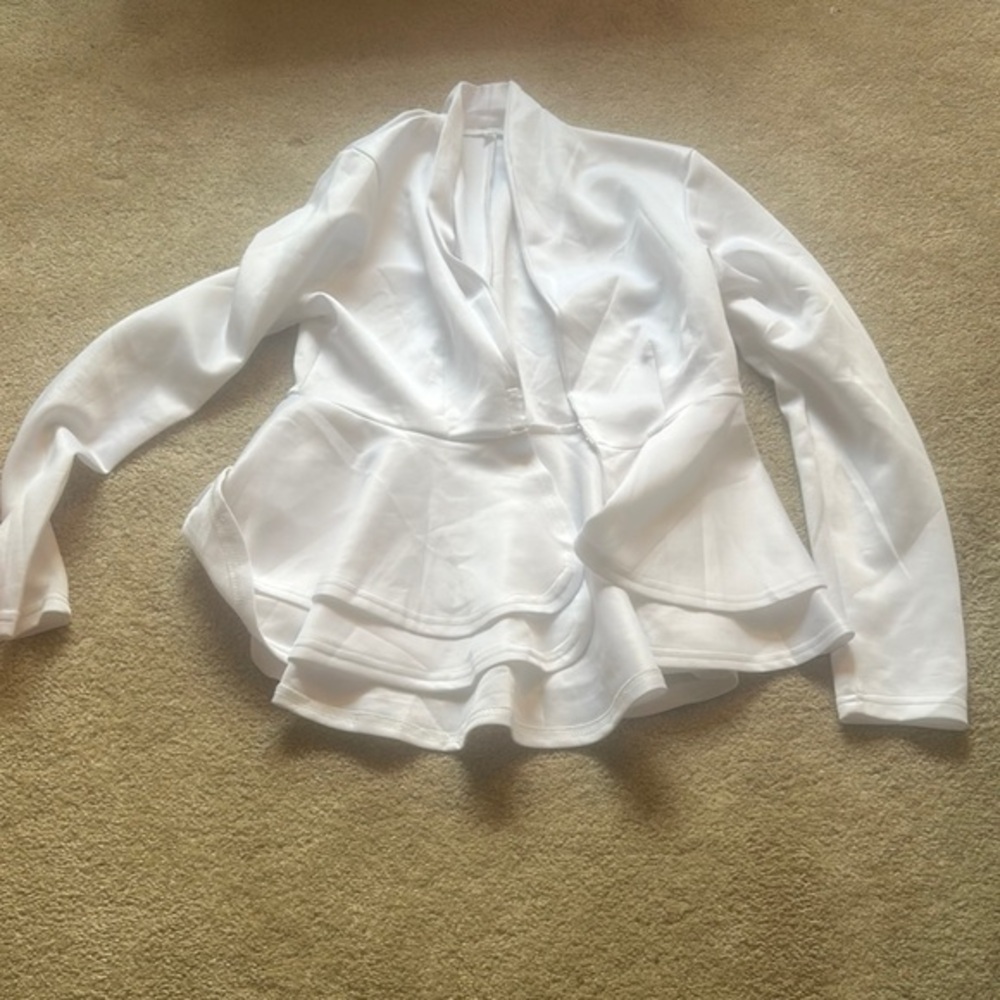 Elegant White Blazer